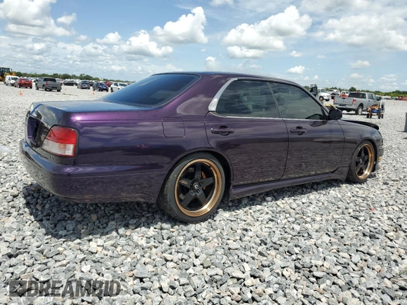 1997 Nissan Cedric z VIN HY33254322, wystawiony jako Copart lot #62759295 z przebiegiem 122 569 mil mil oraz Szkoda całkowita • Salvage title. Historia ofert i sprzedaży dostępna na DreamBid. Obrazek 3.