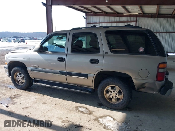 2001 Chevrolet Tahoe LT with VIN 1GNEK13T91J286994, listed as a IAAI auction lot 41416029 with 203,341 mi miles. Bid and sale history available at carsss.com. Image 14.