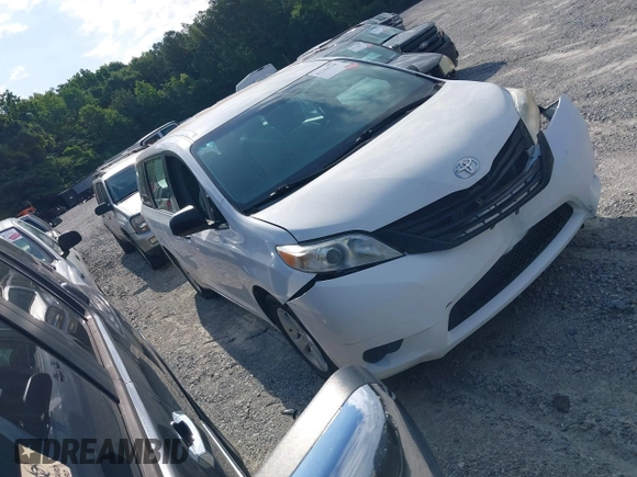 2017 Toyota Sienna L z VIN 5TDZZ3DC2HS791742, wystawiony jako IAAI lot #42254128 z przebiegiem 236 332 mil mil oraz . Historia ofert i sprzedaży dostępna na DreamBid. Obrazek 1.