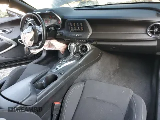 2021 Chevrolet Camaro 1LS with VIN 1G1FB1RX0M0104819, listed as a Copart auction lot 38442783 with 42,139 mi miles. Bid and sale history available at carsss.com. Image 8.