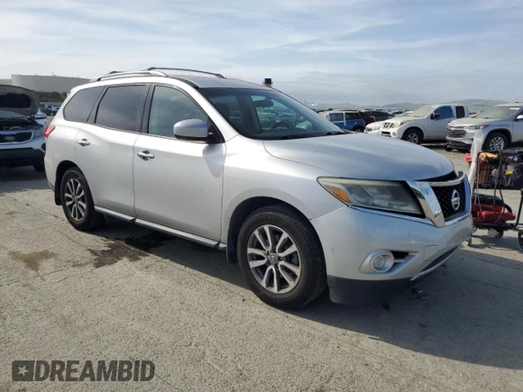 2014 Nissan Pathfinder SL with VIN 5N1AR2MN3EC686421, listed as a Copart auction lot 52896555 with 118,840 mi miles and Salvage title. Bid and sale history available at DreamBid. Image 4.