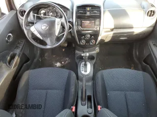 2018 Nissan Note SV z VIN 3N1CE2CP3JL361376, wystawiony jako Copart lot #45327995 z przebiegiem 115 907 mil mil oraz Szkoda całkowita • Salvage title. Historia ofert i sprzedaży dostępna na DreamBid. Obrazek 8.