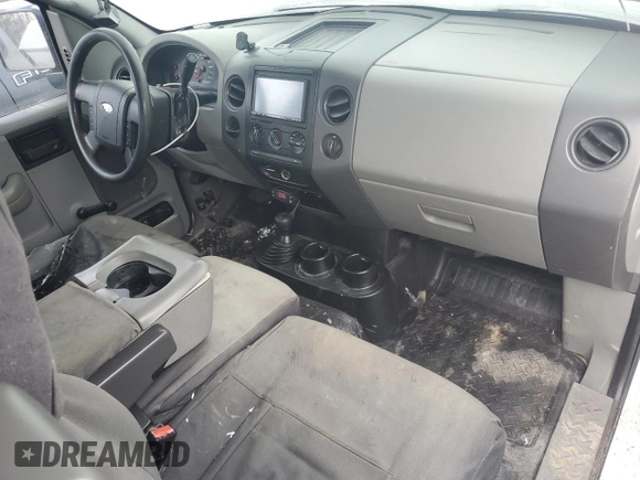2007 Ford F-150 STX with VIN 1FTRX14W27FB66003, listed as a Copart auction lot 42563555 with 255,302 mi miles and Salvage Title. Bid and sale history available at carsss.com. Image 8.