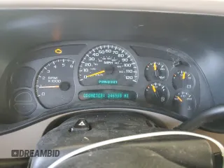 2003 Chevrolet Suburban LT with VIN 3GNFK16Z33G218425, listed as a Copart auction lot 81138144 with 246,985 mi miles and Salvage title. Bid and sale history available at DreamBid. Image 9.