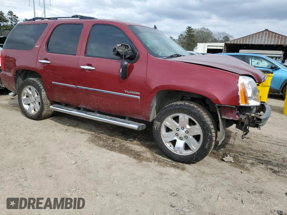 2011 GMC Yukon SLT with VIN 1GKS1CE0XBR212083, listed as a Copart auction lot 46918845 with 232,695 mi miles and Salvage Title. Bid and sale history available at carsss.com. Image 4.