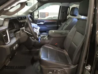 2024 GMC Sierra 3500HD Denali z VIN 1GT49WEY5RF308915, wystawiony jako Copart lot #72927244 z przebiegiem 18 383 mil mil oraz Szkoda całkowita • Salvage title. Historia ofert i sprzedaży dostępna na DreamBid. Obrazek 7.
