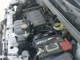 2020 Chevrolet Trax LS z VIN KL7CJKSB4LB338611, wystawiony jako IAAI lot #42812471 z przebiegiem 99 330 mil mil oraz . Historia ofert i sprzedaży dostępna na DreamBid. Obrazek 20.