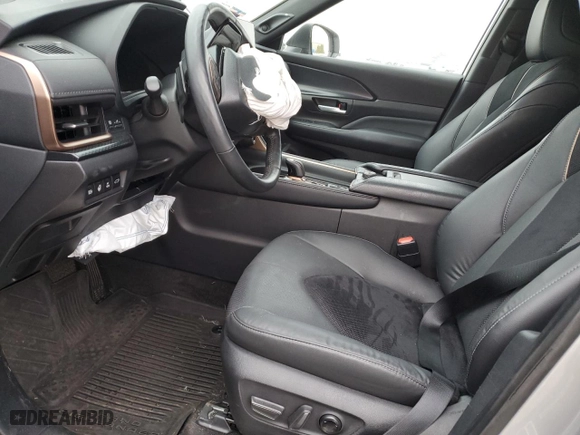 2024 Toyota Grand Highlander Hybrid MAX Limited with VIN 5TDADAB50RS001795, listed as a Copart auction lot 84424424 with 0 mi miles and Salvage Title. Bid and sale history available at carsss.com. Image 7.