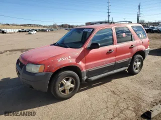 2003 Ford Escape XLS Popular with VIN 1FMYU92193KC06455, listed as a Copart auction lot 88712905 with 0 mi miles and Salvage Title. Bid and sale history available at carsss.com. Image 1.