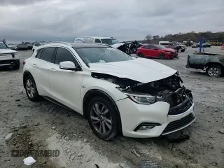 2018 Infiniti QX30 Premium with VIN SJKCH5CP3JA057376, listed as a Copart auction lot 82438634 with 47,412 mi miles and Salvage title. Bid and sale history available at DreamBid. Image 11.