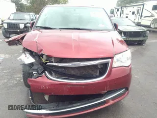 2016 Chrysler Town & Country Touring with VIN 2C4RC1BG6GR150001, listed as a IAAI auction lot 40123738 with 149,006 mi miles. Bid and sale history available at carsss.com. Image 6.