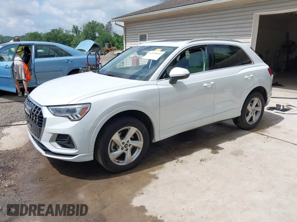 2022 Audi Q3 Premium Plus with VIN WA1BUCF36N1138119, listed as a IAAI auction lot 42536021 with 25,797 mi miles and . Bid and sale history available at DreamBid. Image 21.