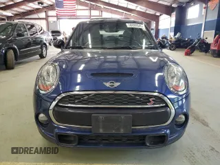 2017 MINI Hardtop 4 Door Cooper S z VIN WMWXU3C32H2B64327, wystawiony jako Copart lot #58888045 z przebiegiem 160 394 mil mil oraz Tytuł czysty. Historia ofert i sprzedaży dostępna na DreamBid. Obrazek 5.