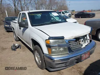 2007 GMC Canyon SLE1 with VIN 1GTCS19E978150454, listed as a IAAI auction lot 41826839 with 175,670 mi miles. Bid and sale history available at carsss.com. Image 1.