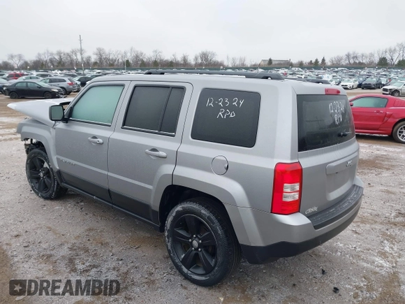 2016 Jeep Patriot High Altitude with VIN 1C4NJPFAXGD810878, listed as a IAAI auction lot 41225029 with 135,681 mi miles and . Bid and sale history available at DreamBid. Image 3.