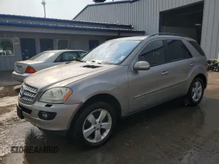 2006 Mercedes-Benz M 500 z VIN 4JGBB75E86A099990, wystawiony jako Copart lot #59701535 z przebiegiem 124 572 mil mil oraz Szkoda całkowita • Salvage title. Historia ofert i sprzedaży dostępna na DreamBid. Obrazek 1.