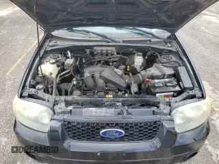 2005 Ford Escape Limited with VIN 1FMYU94145KE17773, listed as a Copart auction lot 60451635 with 181,098 mi miles and Salvage title. Bid and sale history available at DreamBid. Image 12.