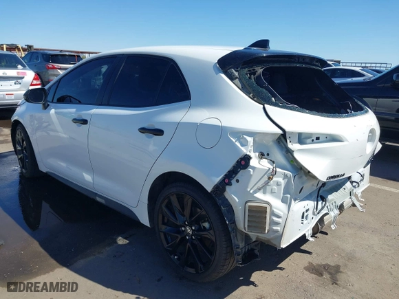 2021 Toyota Corolla Hatchback SE with VIN JTND4MBE0M3112173, listed as a IAAI auction lot 41813425 with 55,208 mi miles. Bid and sale history available at carsss.com. Image 3.