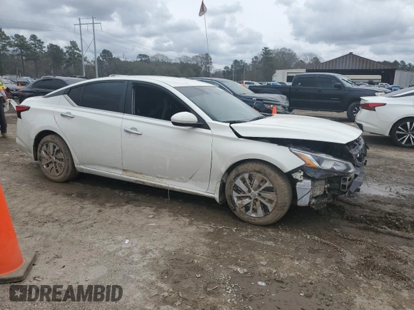 2021 Nissan Altima 2.5 S with VIN 1N4BL4BV5MN329646, listed as a Copart auction lot 47058025 with 0 mi miles and Salvage Title. Bid and sale history available at carsss.com. Image 4.