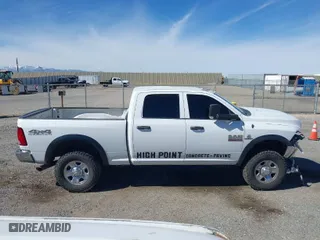 2018 Ram 2500 Tradesman with VIN 3C6UR5CL1JG341311, listed as a IAAI auction lot 41574252 with 117,635 mi miles. Bid and sale history available at carsss.com. Image 13.
