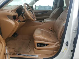 2015 Cadillac Escalade Platinum z VIN 1GYS4PKJ5FR574930, wystawiony jako Copart lot #74691204 z przebiegiem Nie podano mil oraz Szkoda całkowita • Salvage title. Historia ofert i sprzedaży dostępna na DreamBid. Obrazek 7.