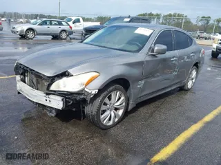 2011 Infiniti M37 with VIN JN1BY1AR7BM375807, listed as a IAAI auction lot 41716432 with 167,343 mi miles. Bid and sale history available at carsss.com. Image 2.