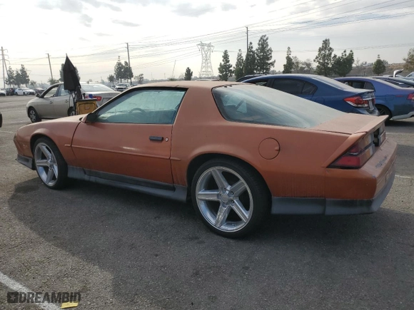 1991 Chevrolet Camaro RS with VIN 1G1FP23E4ML138405, listed as a Copart auction lot 83229674 with 158,348 mi miles and Salvage Title. Bid and sale history available at carsss.com. Image 2.
