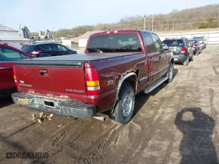 2002 Chevrolet Silverado 1500 LS with VIN 1GCEK19T72Z130200, listed as a IAAI auction lot 41966128 with 155,162 mi miles. Bid and sale history available at carsss.com. Image 4.