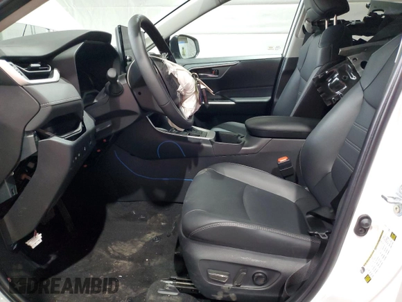 2024 Toyota RAV4 XLE Premium с VIN 2T3A1RFV4RW459565, выставлен на аукционе Copart как лот 57836045 с пробегом 8 480 миль миль и Списание • Salvage title. История ставок и продаж доступна на DreamBid. Изображение 7.