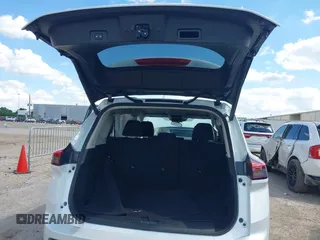 2025 Nissan Rogue SV with VIN 5N1BT3BA5SC828212, listed as a IAAI auction lot 42234352 with 1,256 mi miles and . Bid and sale history available at DreamBid. Image 17.