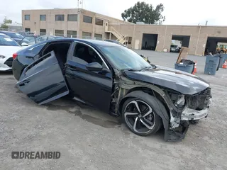 2019 Honda Accord Sport z VIN 1HGCV2F34KA026403, wystawiony jako IAAI lot #41909812 z przebiegiem 134 258 mil mil oraz . Historia ofert i sprzedaży dostępna na DreamBid. Obrazek 1.