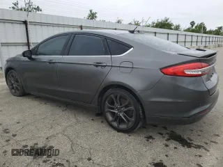 2018 Ford Fusion SE with VIN 3FA6P0HD0JR205323, listed as a Copart auction lot 54343255 with 124,420 mi miles and Clean Title. Bid and sale history available at carsss.com. Image 2.