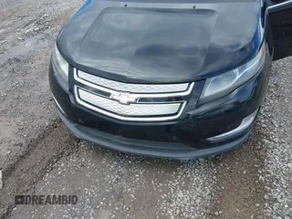 2012 Chevrolet Volt with VIN 1G1RD6E44CU102563, listed as a IAAI auction lot 42103088 with 127,905 mi miles and . Bid and sale history available at carsss.com. Image 6.