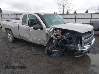 2008 Chevrolet Silverado 1500 1LT with VIN 2GCEK19J781117334, listed as a IAAI auction lot 41794700 with 194,945 mi miles and . Bid and sale history available at DreamBid. Image 1.