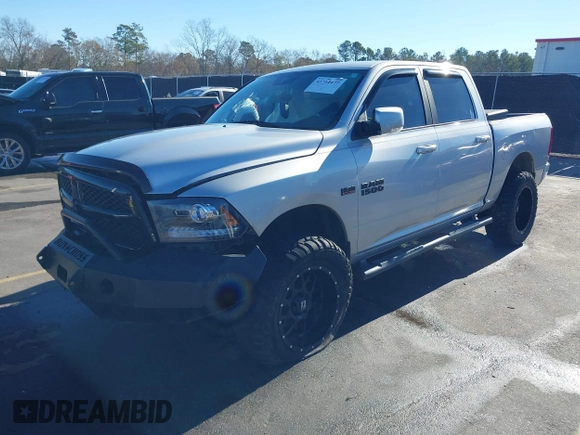 2018 Ram 1500 Night z VIN 1C6RR7MT1JS262536, wystawiony jako IAAI lot #41184477 z przebiegiem 105 008 mil mil oraz . Historia ofert i sprzedaży dostępna na DreamBid. Obrazek 2.