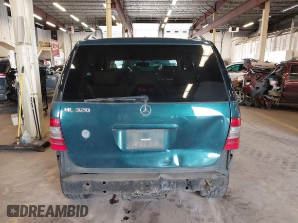 1998 Mercedes-Benz M-Class with VIN 4JGAB54E1WA011086, listed as a IAAI auction lot 41534717 with 186,273 mi miles. Bid and sale history available at carsss.com. Image 16.