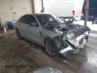 2023 BMW M3 Competition xDrive z VIN WBS43AY01PFN42727, wystawiony jako IAAI lot #41558240 z przebiegiem Nie podano mil oraz . Historia ofert i sprzedaży dostępna na DreamBid. Obrazek 1.