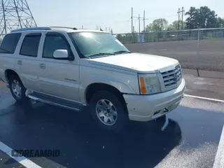 2005 Cadillac Escalade z VIN 1GYEC63T55R114823, wystawiony jako IAAI lot #41931065 z przebiegiem Nie podano mil oraz . Historia ofert i sprzedaży dostępna na DreamBid. Obrazek 1.