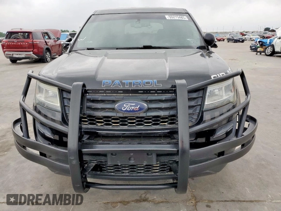 2016 Ford Police Interceptor Utility z VIN 1FM5K8AR5GGD16437, wystawiony jako Copart lot #55273485 z przebiegiem 134 199 mil mil oraz Czysty tytuł • Clean title. Historia ofert i sprzedaży dostępna na DreamBid. Obrazek 5.