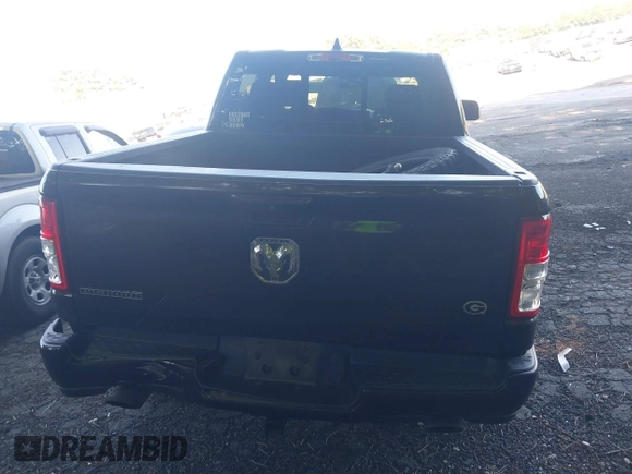 2019 Ram 1500 Big Horn z VIN 1C6RREFT0KN616290, wystawiony jako IAAI lot #42313195 z przebiegiem 143 900 mil mil oraz . Historia ofert i sprzedaży dostępna na DreamBid. Obrazek 16.