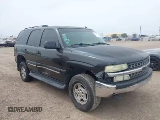 2005 Chevrolet Tahoe LS with VIN 1GNEC13V35R121528, listed as a IAAI auction lot 42059239 with 186,088 mi miles. Bid and sale history available at carsss.com. Image 1.