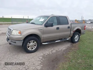 2004 Ford F-150 XLT with VIN 1FTPW145X4KD20526, listed as a IAAI auction lot 41959462 with 166,545 mi miles. Bid and sale history available at carsss.com. Image 2.