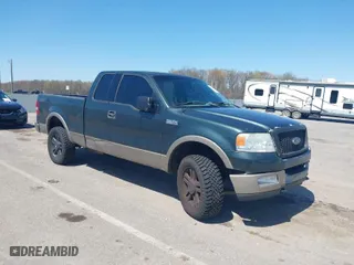 2004 Ford F-150 XLT with VIN 1FTPX14564NA84890, listed as a IAAI auction lot 41985445 with 180,675 mi miles. Bid and sale history available at carsss.com. Image 1.