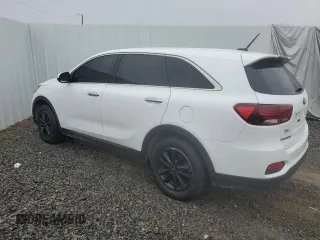 2020 Kia Sorento LX with VIN 5XYPG4A56LG612147, listed as a Copart auction lot 46925195 with 95,835 mi miles and Clean Title. Bid and sale history available at DreamBid. Image 2.