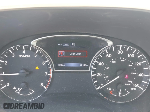 2017 Nissan Pathfinder SL with VIN 5N1DR2MM2HC639034, listed as a IAAI auction lot 42099685 with 90,935 mi miles. Bid and sale history available at carsss.com. Image 7.