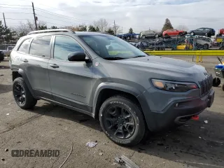 2019 Jeep Cherokee Trailhawk Elite с VIN 1C4PJMBN7KD436769, выставлен на аукционе Copart как лот 87076024 с пробегом 40 150 миль миль и Списание • Salvage title. История ставок и продаж доступна на DreamBid. Изображение 4.