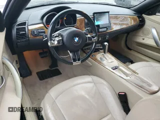 2007 BMW Z4 3.0si with VIN 4USBU53507LX03571, listed as a Copart auction lot 84439724 with 93,308 mi miles and Clean title. Bid and sale history available at DreamBid. Image 8.