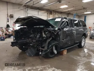 2015 Chevrolet Tahoe LT z VIN 1GNSKBKC1FR111299, wystawiony jako IAAI lot #41887115 z przebiegiem 157 666 mil mil oraz . Historia ofert i sprzedaży dostępna na DreamBid. Obrazek 2.