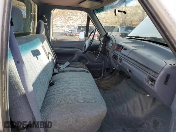 1993 Ford F-150 with VIN 1FTDF15Y4PNA36291, listed as a Copart auction lot 84710124 with 143,164 mi miles and Salvage Title. Bid and sale history available at carsss.com. Image 10.