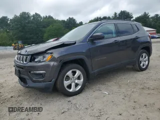 2019 Jeep Compass Altitude z VIN 3C4NJDBB2KT712170, wystawiony jako Copart lot #61416485 z przebiegiem 48 866 mil mil oraz Szkoda całkowita • Salvage title. Historia ofert i sprzedaży dostępna na DreamBid. Obrazek 1.